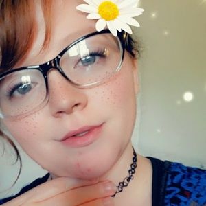 Meet your Posher, Mia